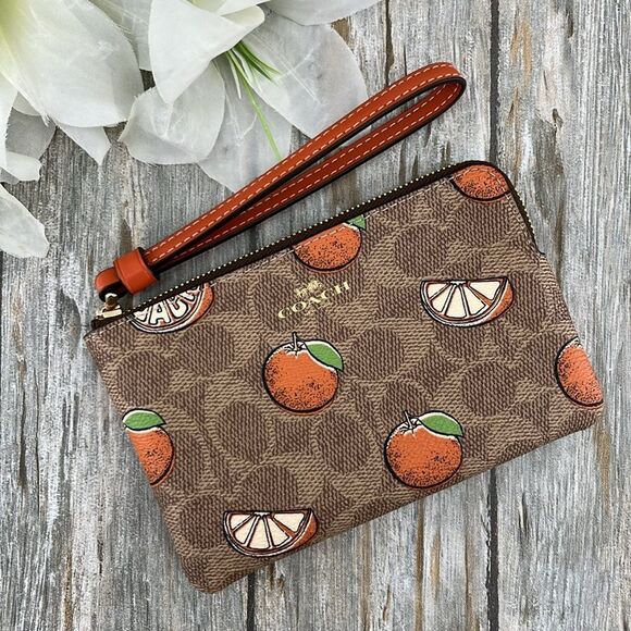 Corner Zip Wristlet In Signature Canvas With Orange Print Wallet Bag Purse - Picture 1 of 10